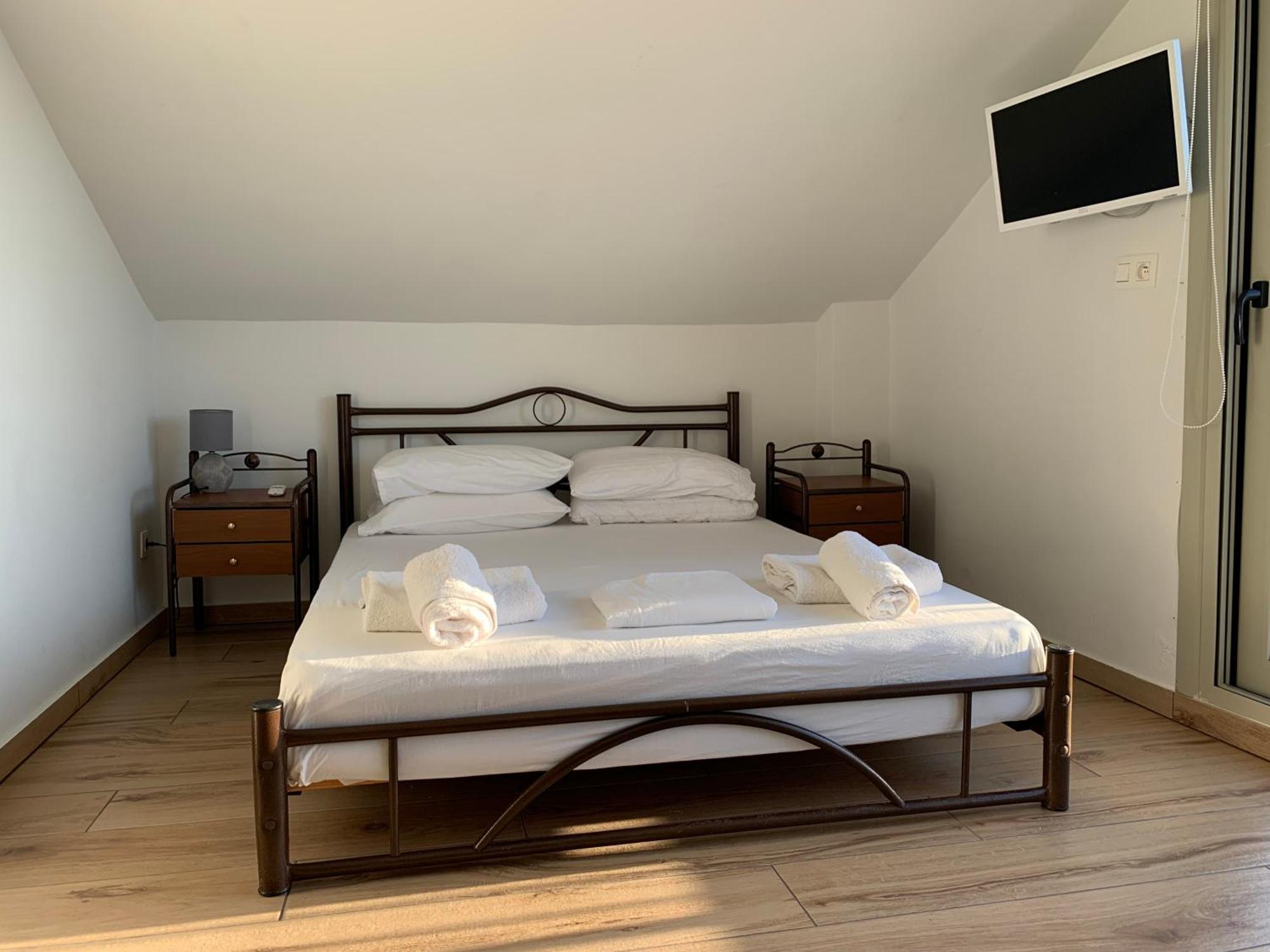 Studio Palerostravel Luaran gambar